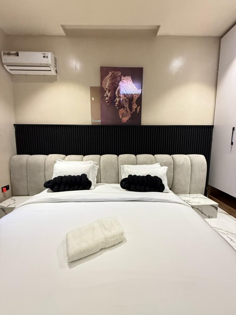 luxury apartment with cinema and pool Lagos